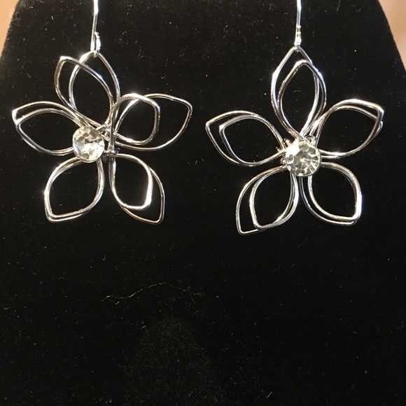 Tantalizing Teases - Picture 2 of 3